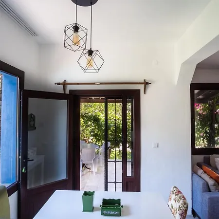 Astonishing With Pool Villa Yalıkavak